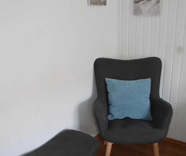 Jolle Im Schiffehaus Schillig